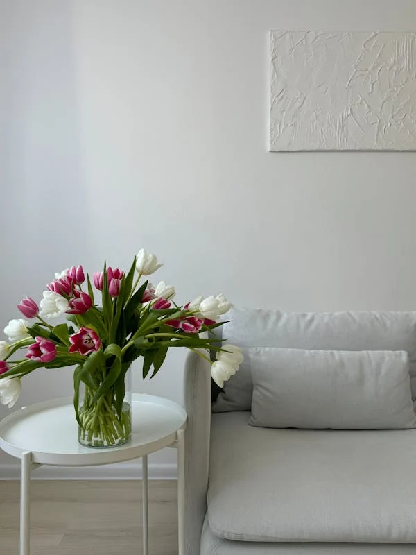 Nuevas Tendencias en Muebles de Interior para 2024: Innovación y Estilo en OutfitHome